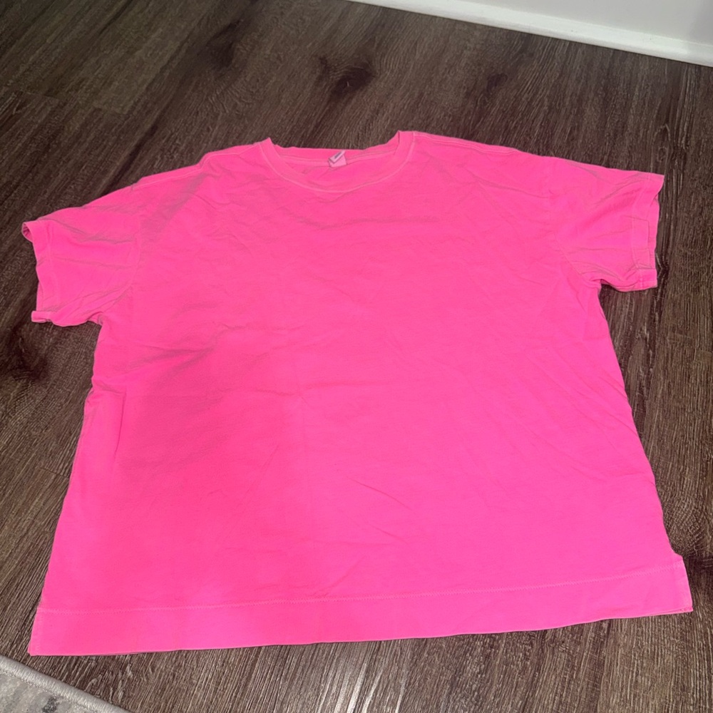 Old Navy Neon Pink Vintage Style Short Sleeve Tee